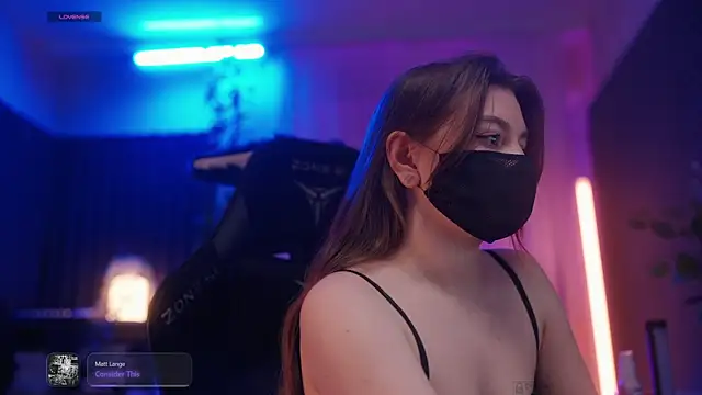 Snapshot of aarimass chatting on 09.19.25 aarimass online show from 09.19.25