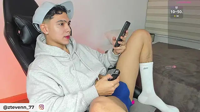 Stevenn 77 online show from 10.06.25