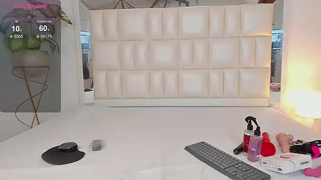 Snapshot of Alhana_pulido chatting on 12.09.24 Alhana pulido online show from 12.09.24