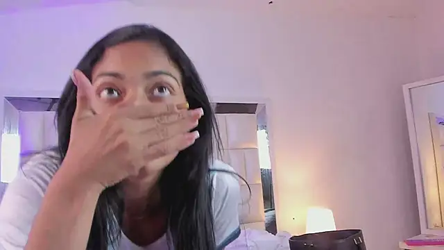 Snapshot of Alhana_pulido chatting on 01.07.25 Alhana pulido online show from 01.07.25