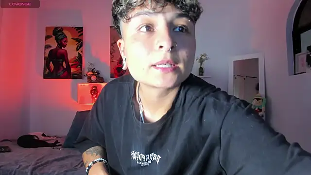 ZuryRamirez  online show from 11.23.25