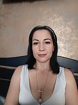 FireLily332 online show from 02.06.25