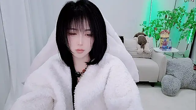 Snapshot of Vaness-a chatting on 02.18.26 Vaness-a online show from 02.18.26