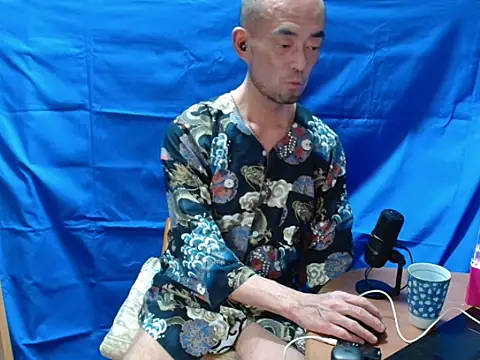 Snapshot of heita_omori chatting on 09.30.25 heita omori online show from 09.30.25