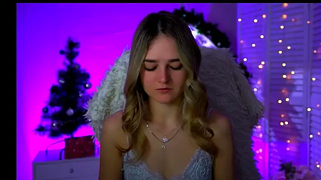 Snapshot of DeboraLarson chatting on 01.09.26 DeboraLarson online show from 01.09.26