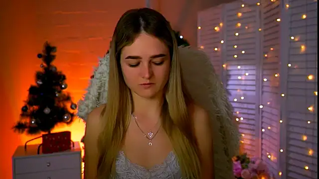 Snapshot of DeboraLarson chatting on 01.13.26 DeboraLarson online show from 01.13.26