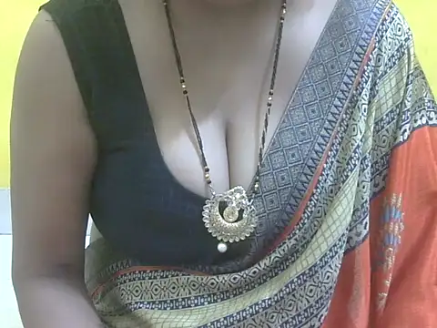 HOT-SEEMAA online show from 06.06.26