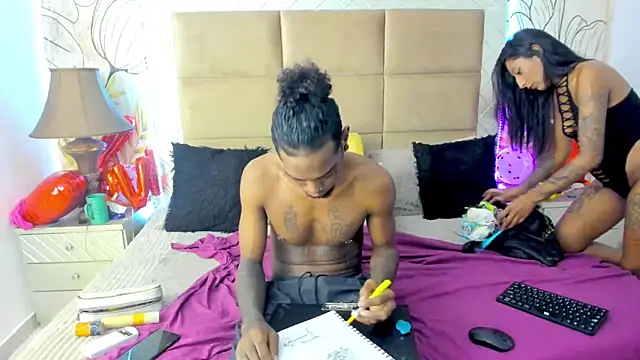 Snapshot of bigblackhotx1 chatting on 09.15.25 bigblackhotx1 online show from 09.15.25