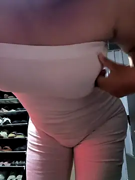 Snapshot of Kasandra02 chatting on 02.04.26 Kasandra02 online show from 02.04.26