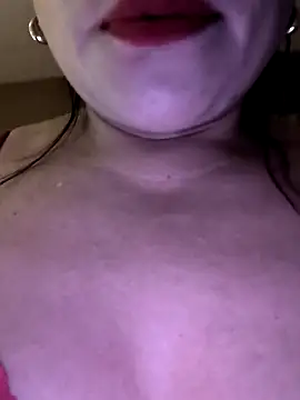 Snapshot of Kasandra02 chatting on 03.20.26 Kasandra02 online show from 03.20.26