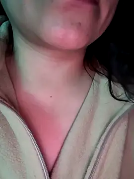 Snapshot of Kasandra02 chatting on 03.28.26 Kasandra02 online show from 03.28.26