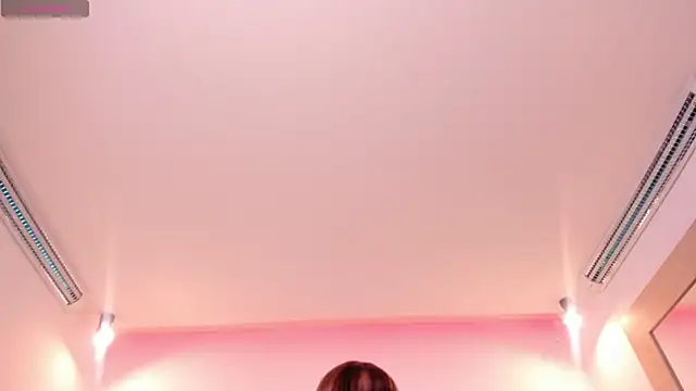 Eevee Taylor online show from 04.24.26