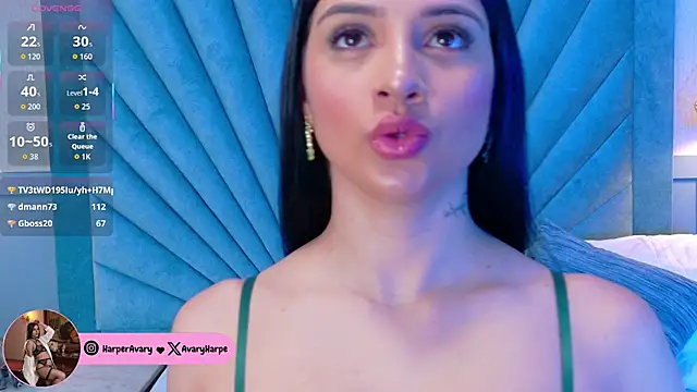 Snapshot of Harper-Avary chatting on 09.08.25 Harper-Avary online show from 09.08.25