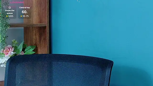 Snapshot of Harper-Avary chatting on 02.21.26 Harper-Avary online show from 02.21.26