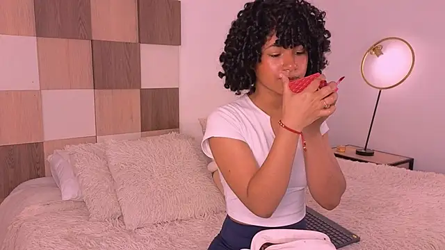 Snapshot of Adele_Carter_ chatting on 11.26.25 Adele Carter online show from 11.26.25