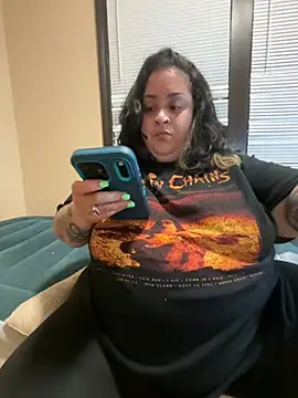 Snapshot of tillymarie34 chatting on 05.20.26 tillymarie34 online show from 05.20.26