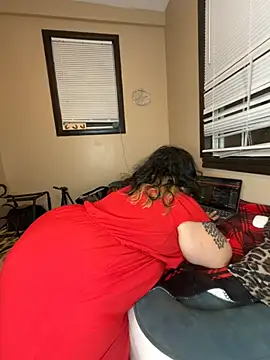 Snapshot of tillymarie34 chatting on 05.30.26 tillymarie34 online show from 05.30.26