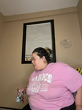 Snapshot of tillymarie34 chatting on 07.22.26 tillymarie34 online show from 07.22.26