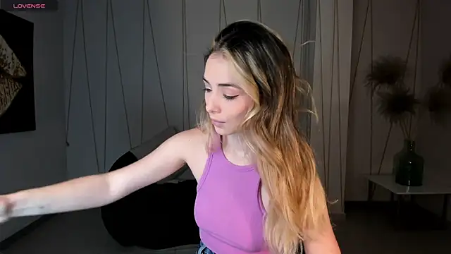 StacyWoods online show from 05.14.26