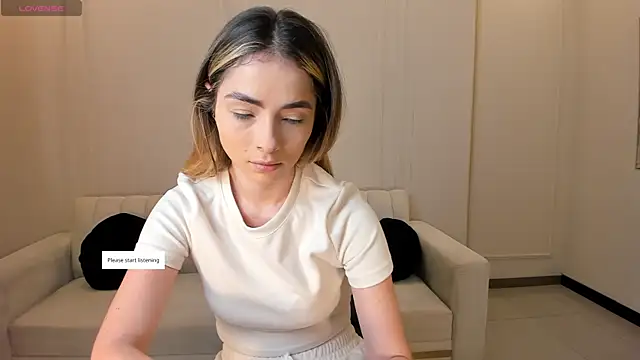 StacyWoods online show from 07.12.26