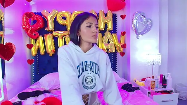 Tifanny noa online show from 02.18.25