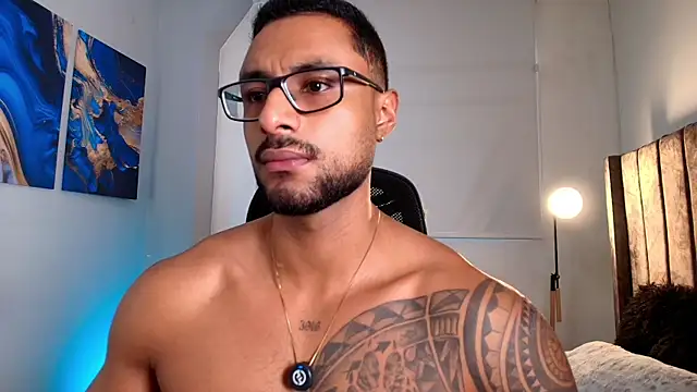 LiamGarcia1 online show from 04.29.26