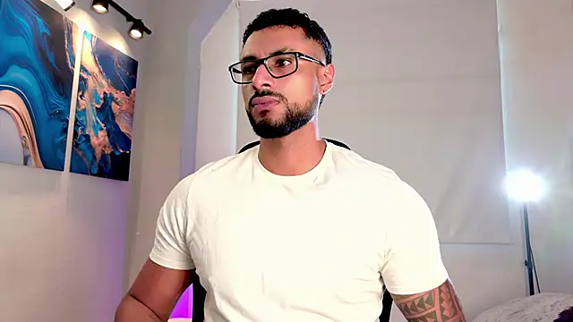 LiamGarcia1 online show from 06.18.26