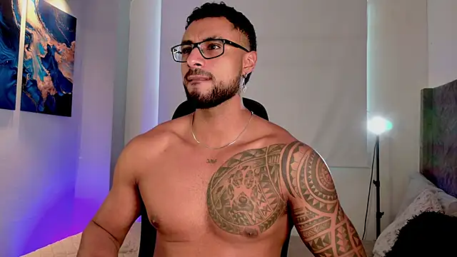 LiamGarcia1 online show from 06.20.26