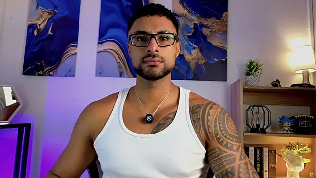 LiamGarcia1 online show from 07.08.26