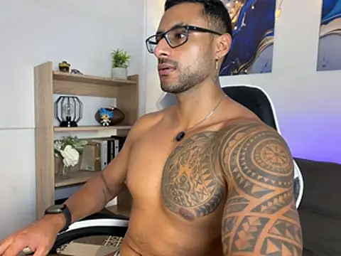 LiamGarcia1 online show from 07.20.26