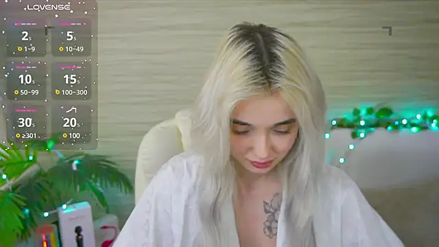 Ashley S online show from 03.08.25