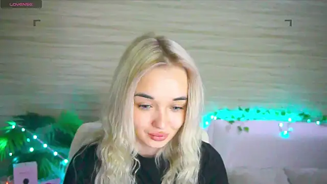 Ashley S online show from 09.26.25