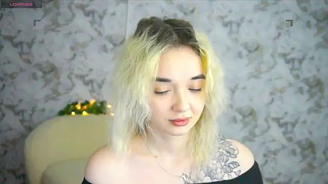 Ashley S online show from 04.22.26