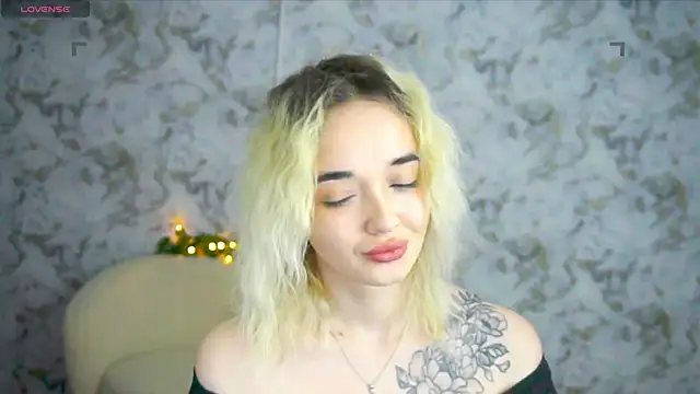Ashley S online show from 05.04.26