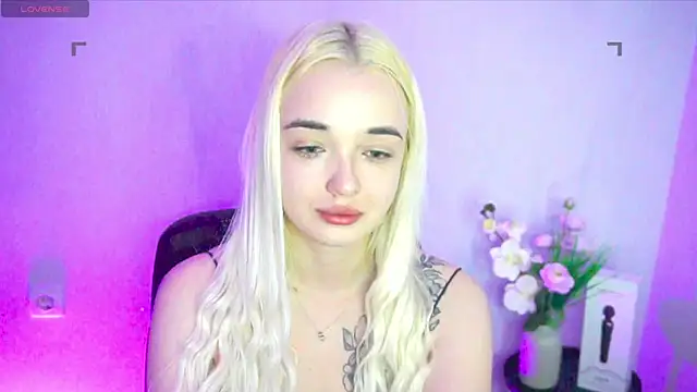 Snapshot of Ashley_S chatting on 07.06.26 Ashley S online show from 07.06.26