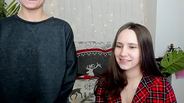 HotCaramellsTV online show from 01.04.25