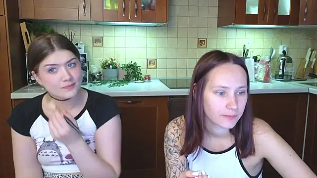 HotCaramellsTV online show from 03.27.26