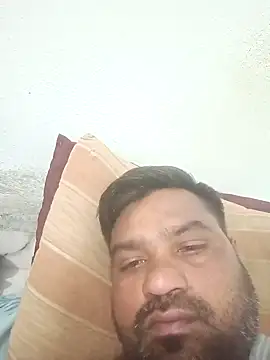 Snapshot of pintuS40 chatting on 01.21.25 pintuS40 online show from 01.21.25