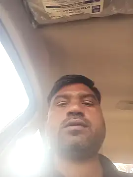 Snapshot of pintuS40 chatting on 01.25.25 pintuS40 online show from 01.25.25