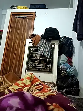 Snapshot of pintuS40 chatting on 01.29.25 pintuS40 online show from 01.29.25