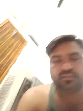 Snapshot of pintuS40 chatting on 02.13.25 pintuS40 online show from 02.13.25