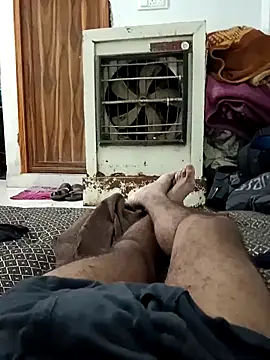 Snapshot of pintuS40 chatting on 03.01.25 pintuS40 online show from 03.01.25