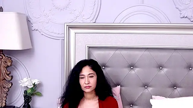 VanessaCulpo online show from 02.17.25