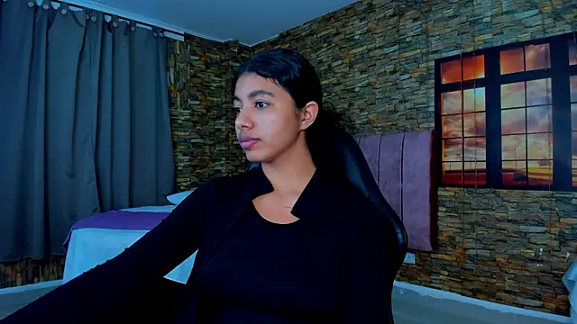 Snapshot of viktorya_xue chatting on 01.13.25 viktorya xue online show from 01.13.25