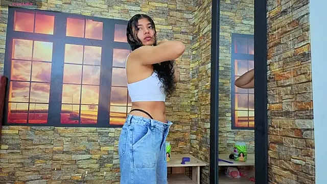 Snapshot of viktorya_xue chatting on 09.19.25 viktorya xue online show from 09.19.25