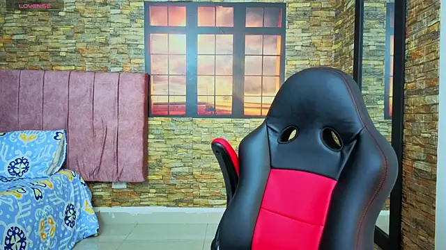 Snapshot of viktorya_xue chatting on 11.17.25 viktorya xue online show from 11.17.25