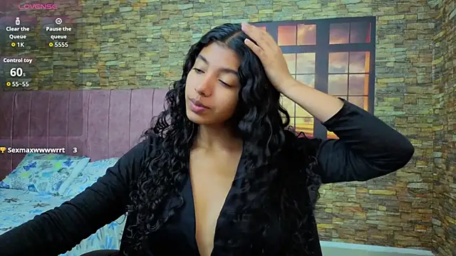 Snapshot of viktorya_xue chatting on 12.05.25 viktorya xue online show from 12.05.25