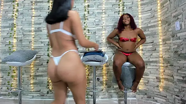 Snapshot of Candyscouples chatting on 03.22.25 Candyscouples online show from 03.22.25