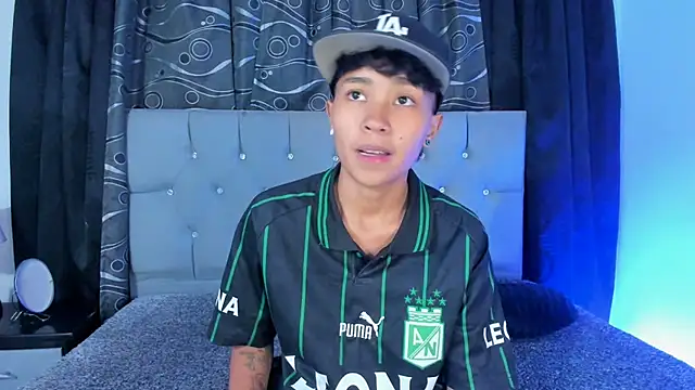 Snapshot of nova_sex01 chatting on 01.15.25 nova sex01 online show from 01.15.25