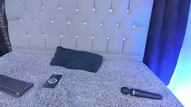 Snapshot of nova_sex01 chatting on 02.11.25 nova sex01 online show from 02.11.25